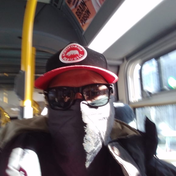 Meet your Posher, Chris - Picture 1 of 1